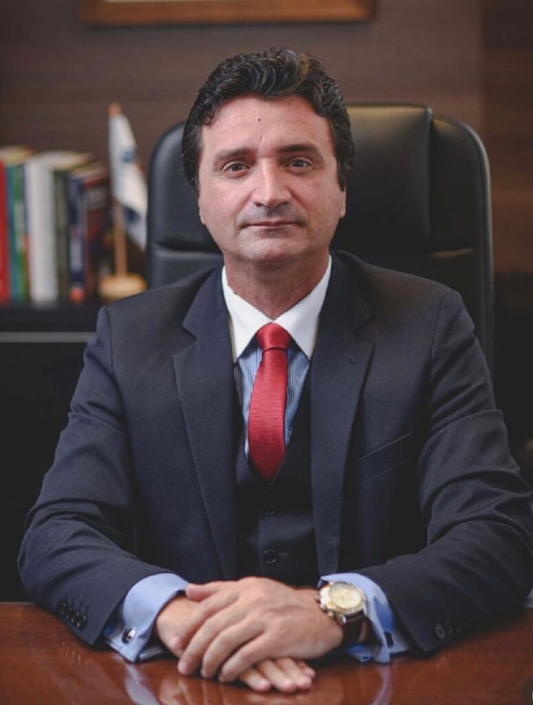 QUANDO O ÓBVIO PRECISA VIRAR LEI: o Brasil sob cuidados intensivos.